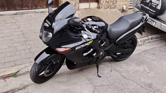 SUZUKI GSX 750 F SUZUKI GSX 750 F